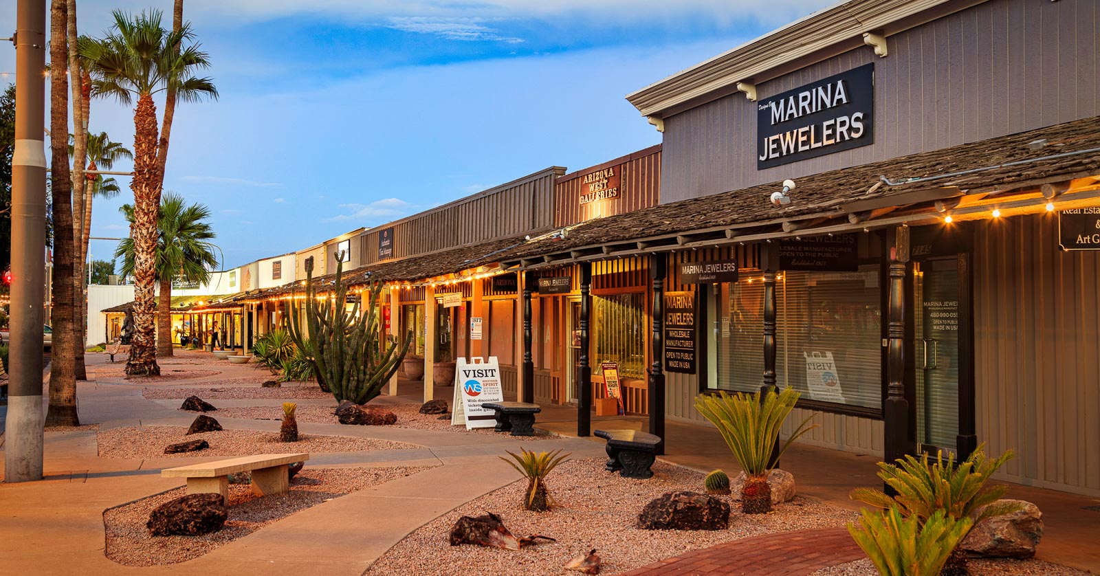 Scotsdale AZ. desertsolitaire via 123