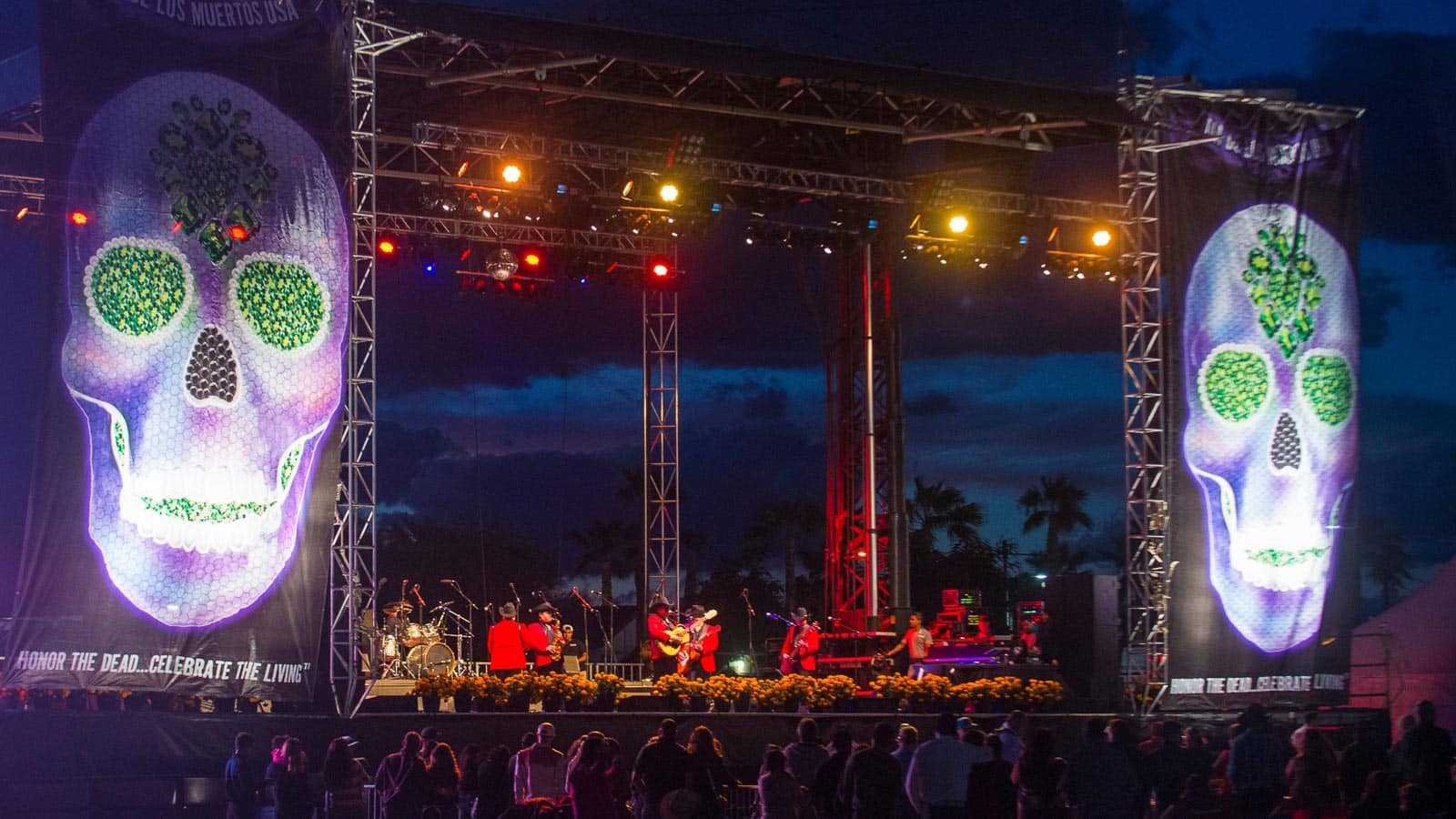 Coachella stage. kobby_dagan via 123rf