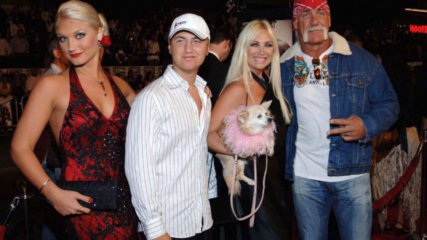 Brooke Hogan, Nick Hogan, Linda Hogan and Hulk Hogan