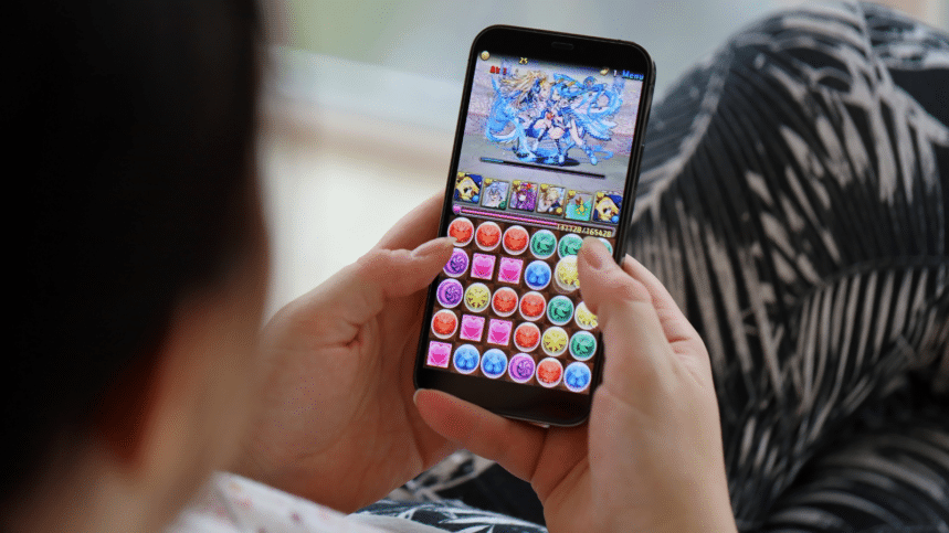 Teenager on Puzzle and dragon mobile game