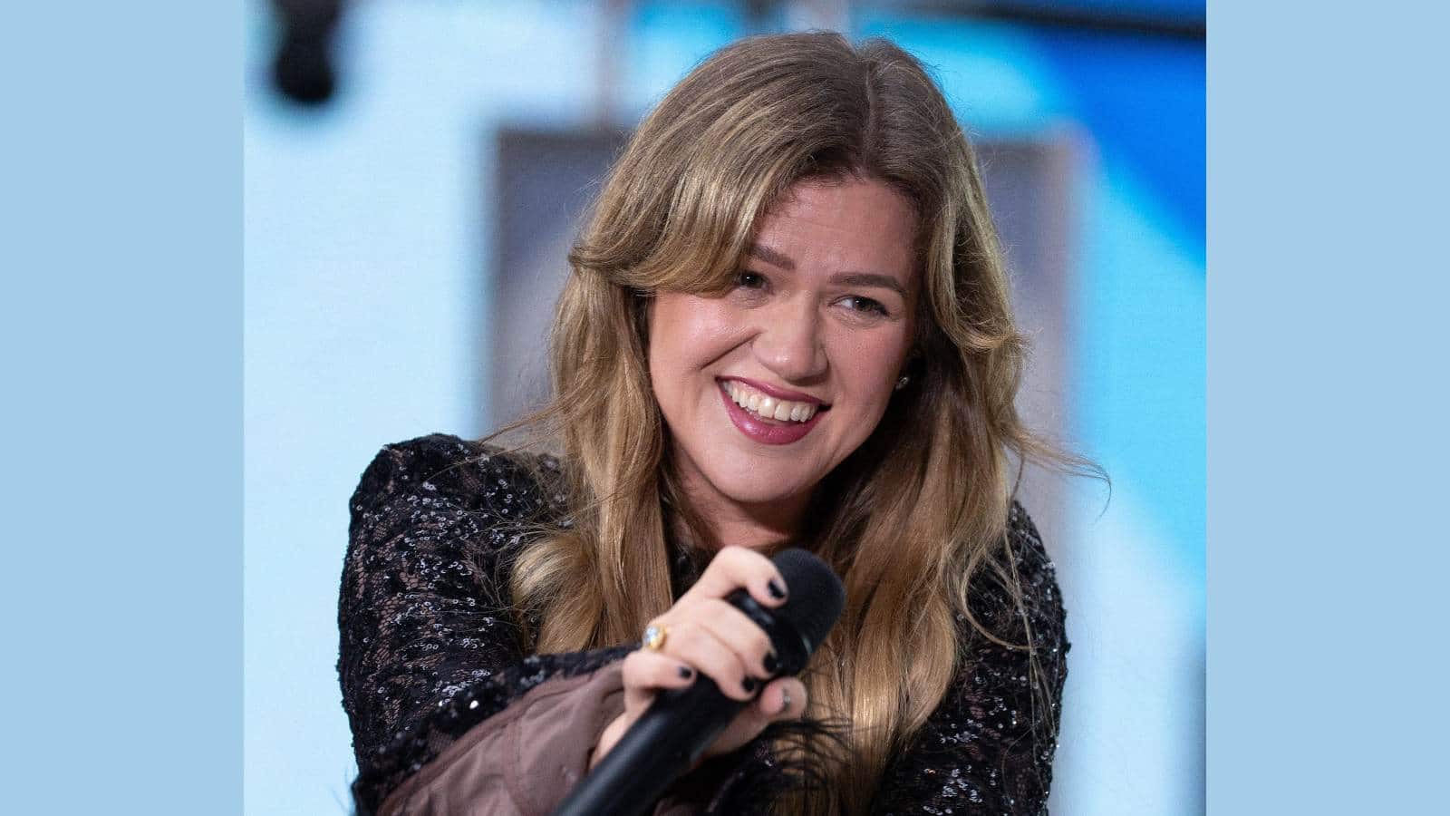 Pictured: May 6, 2025, New York, New York, Deer: New) kelly clarkson performs on today show, kicking off summer citi concert series.
