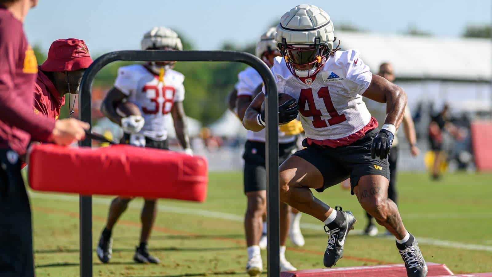 Pictured: August 19th 2023: Washington Commanders running back Jonathan Williams (41) in drills during the Washington Commanders training camp practice at the OrthoVirginia Training Center in Ashburn, Va. Reggie Hildred/CSM.