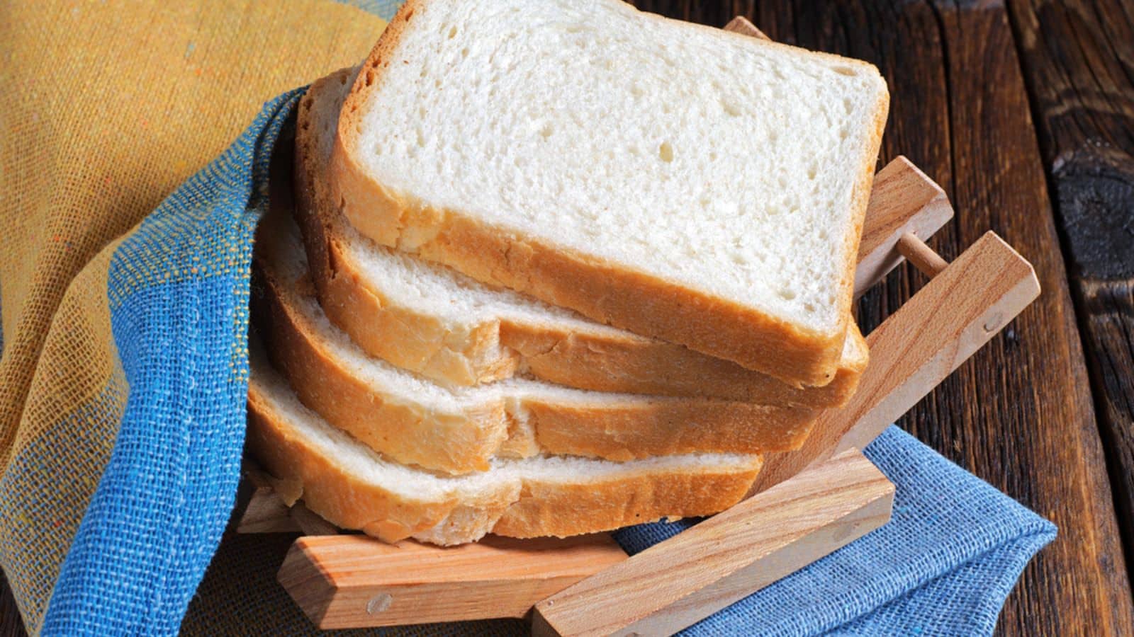 White bread slices